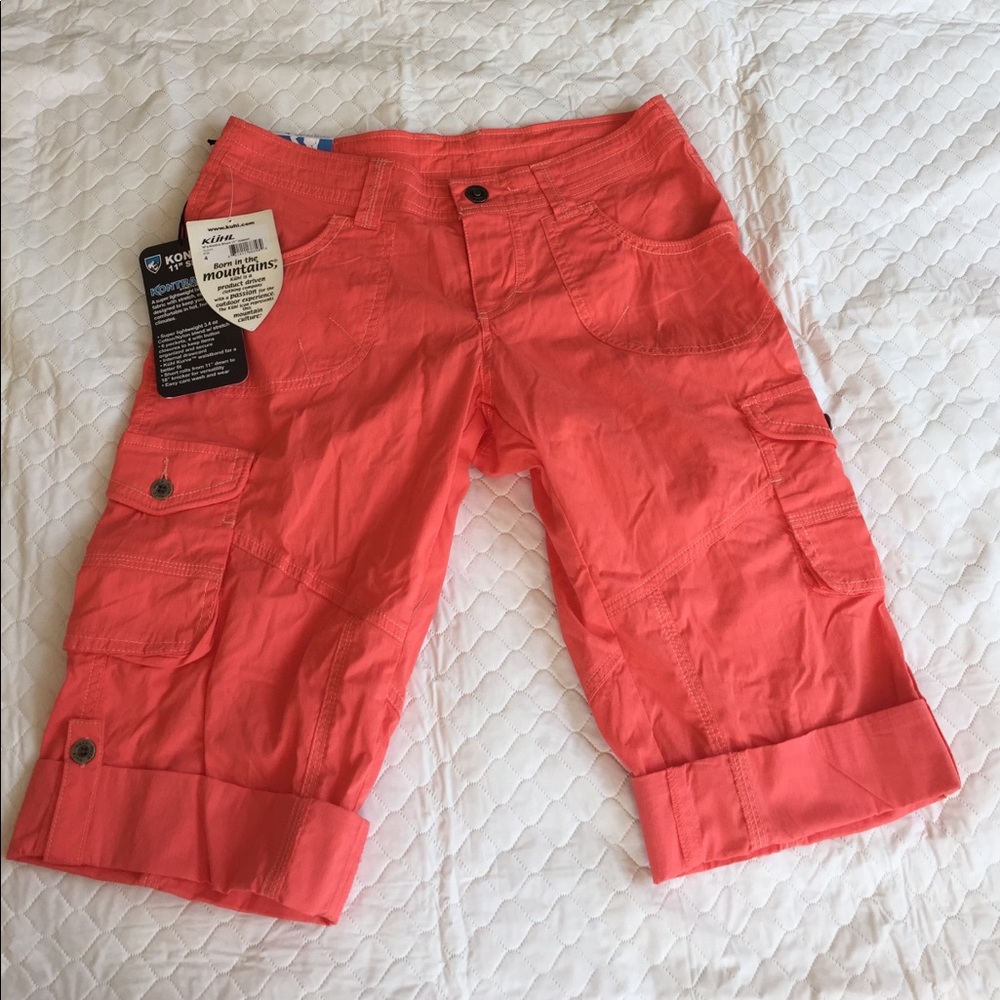 Hiking Capri ⭐️ BRAND NEW