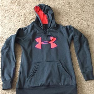 Under Armour sweatshirt