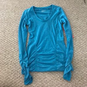 Blue athletic work out long sleeve stretchy shirt
