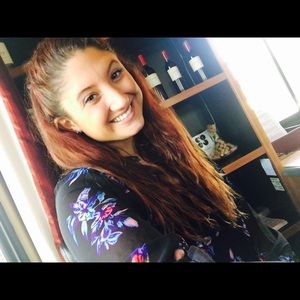 Meet your Posher, Hailey