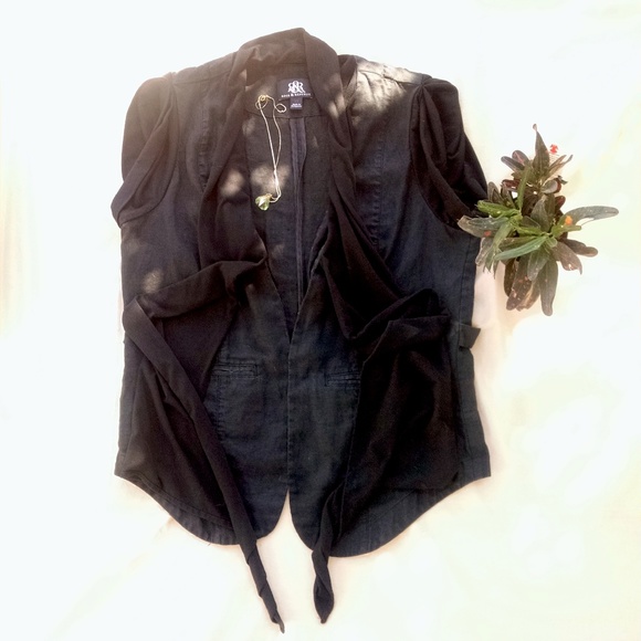 Rock & Republic Vest With Attached Scarf - Picture 3 of 8