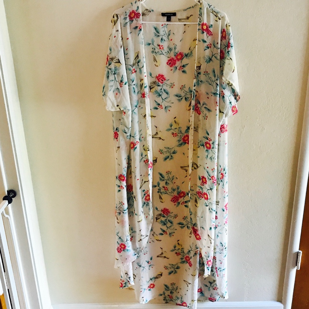 Torrid Plus Kimono 2/3X