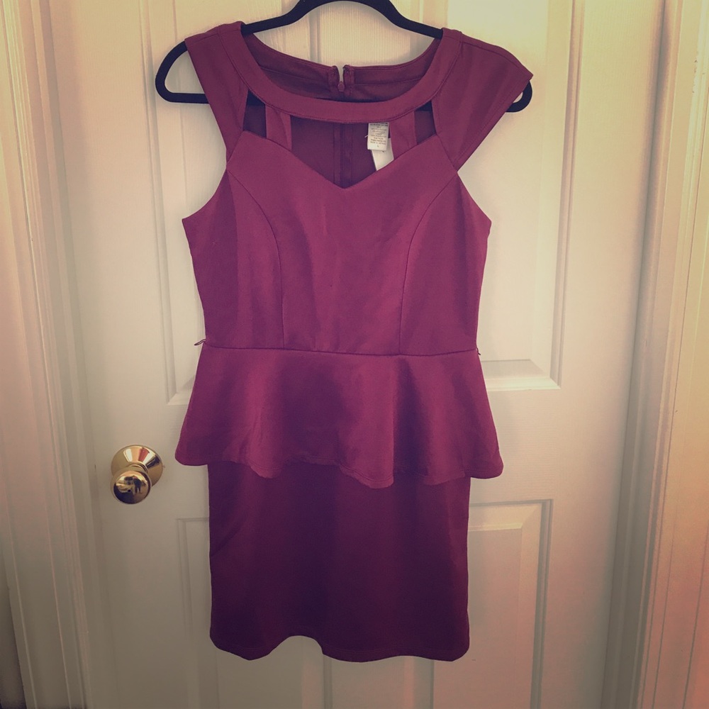 🔴MUST GO🔴Peplum Cut-Out Dress - New, Never Worn