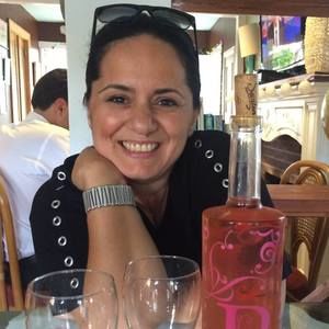 Meet your Posher, Funda