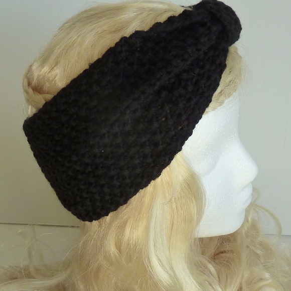 Buy one get one free! Womans crocheted headwrap - Picture 5 of 8
