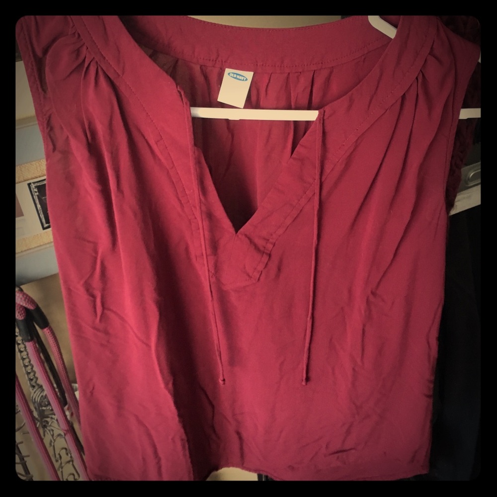 V neck top