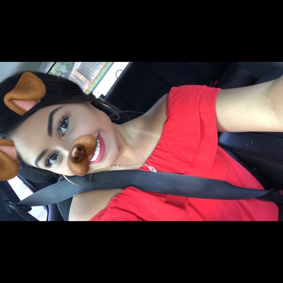 Meet your Posher, Sierrah - Picture 1 of 1