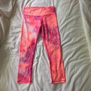 Pink tie dye crop leggings