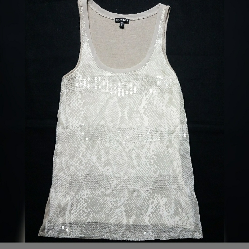 EXPRESS blouse size xs in perfect condition.