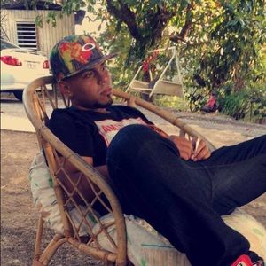 Meet your Posher, Rolando