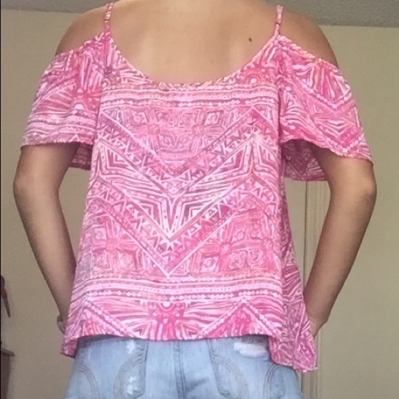 Off the shoulder flowy top - Picture 3 of 4