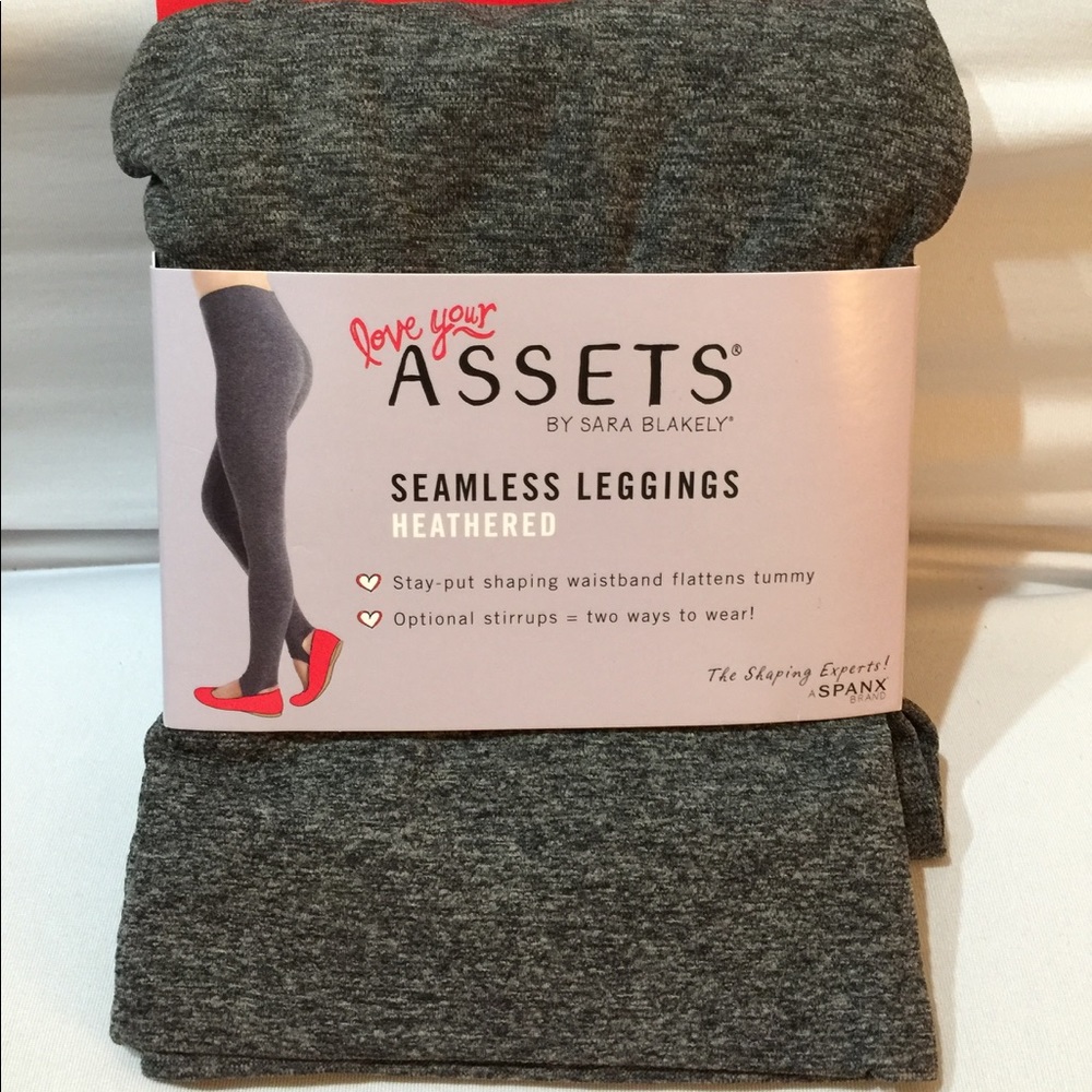 SPANX Love your Assets Seamless Leggings Large