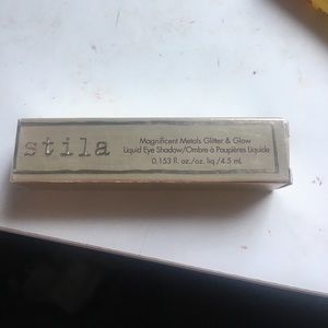 Stila magnificent metal in diamond dust