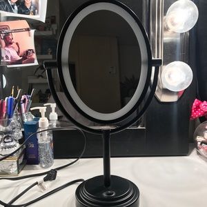 Double Sided, Lighted Vanity Mirror