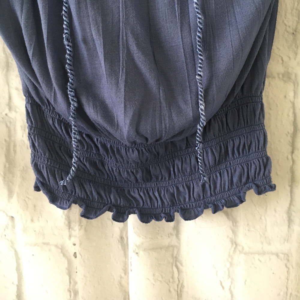 Fun summer top ! - Picture 4 of 5