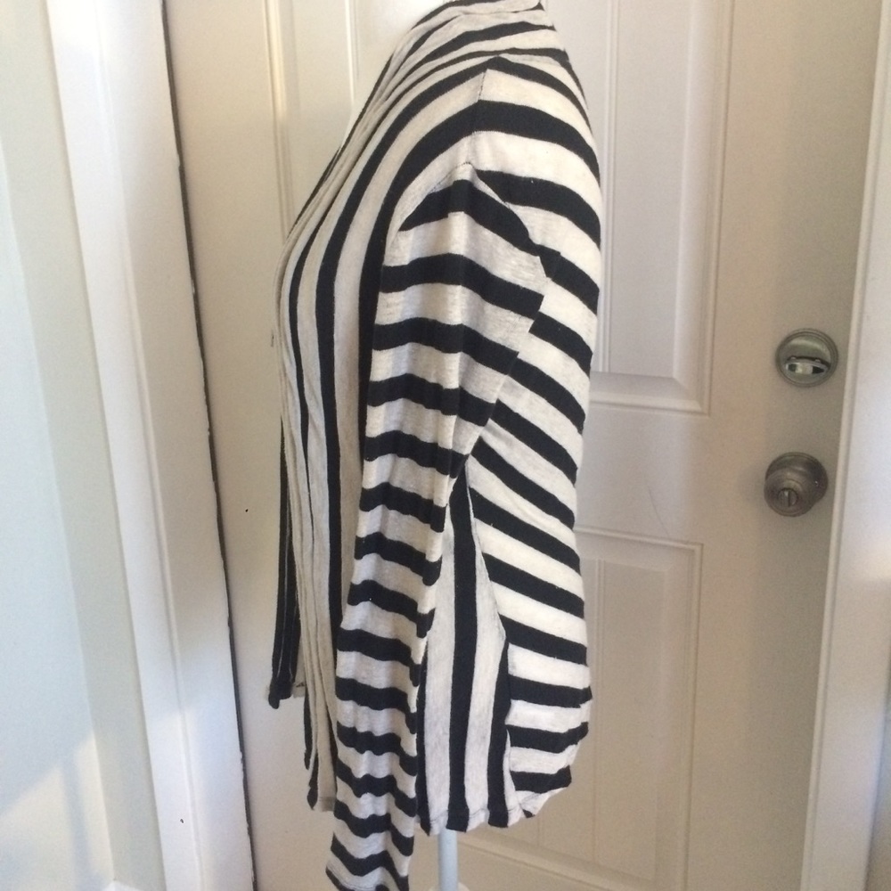 Banana Republic Black & Gray Striped Cardigan - Picture 2 of 4