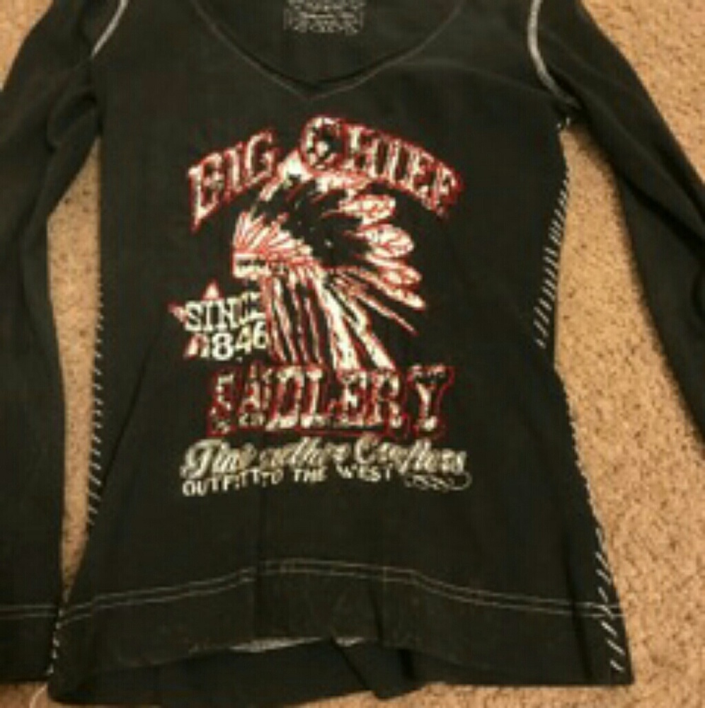 A long sleeve big chief