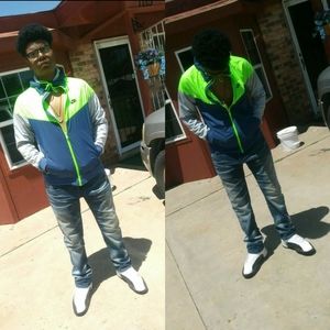 Meet your Posher, Kevon