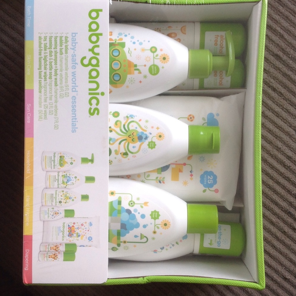 Babyganics Essentials Kit