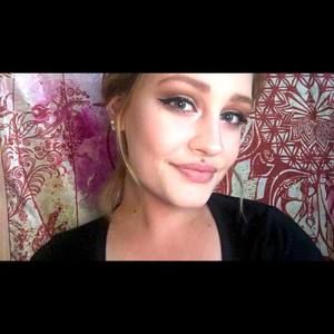 Meet your Posher, Brooklyn rae