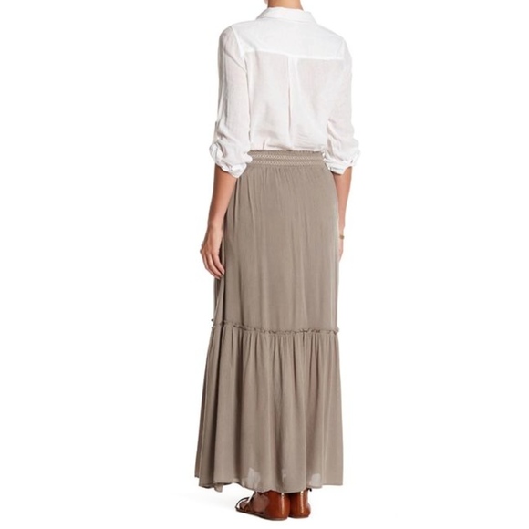 Tiered tie maxi skirt - Picture 2 of 2