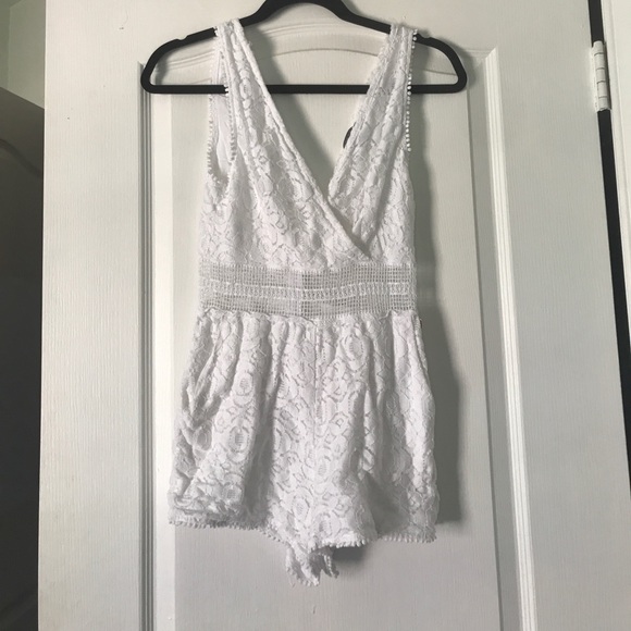 Kendall & Kylie Other - White lace Kendall and kylie Romper