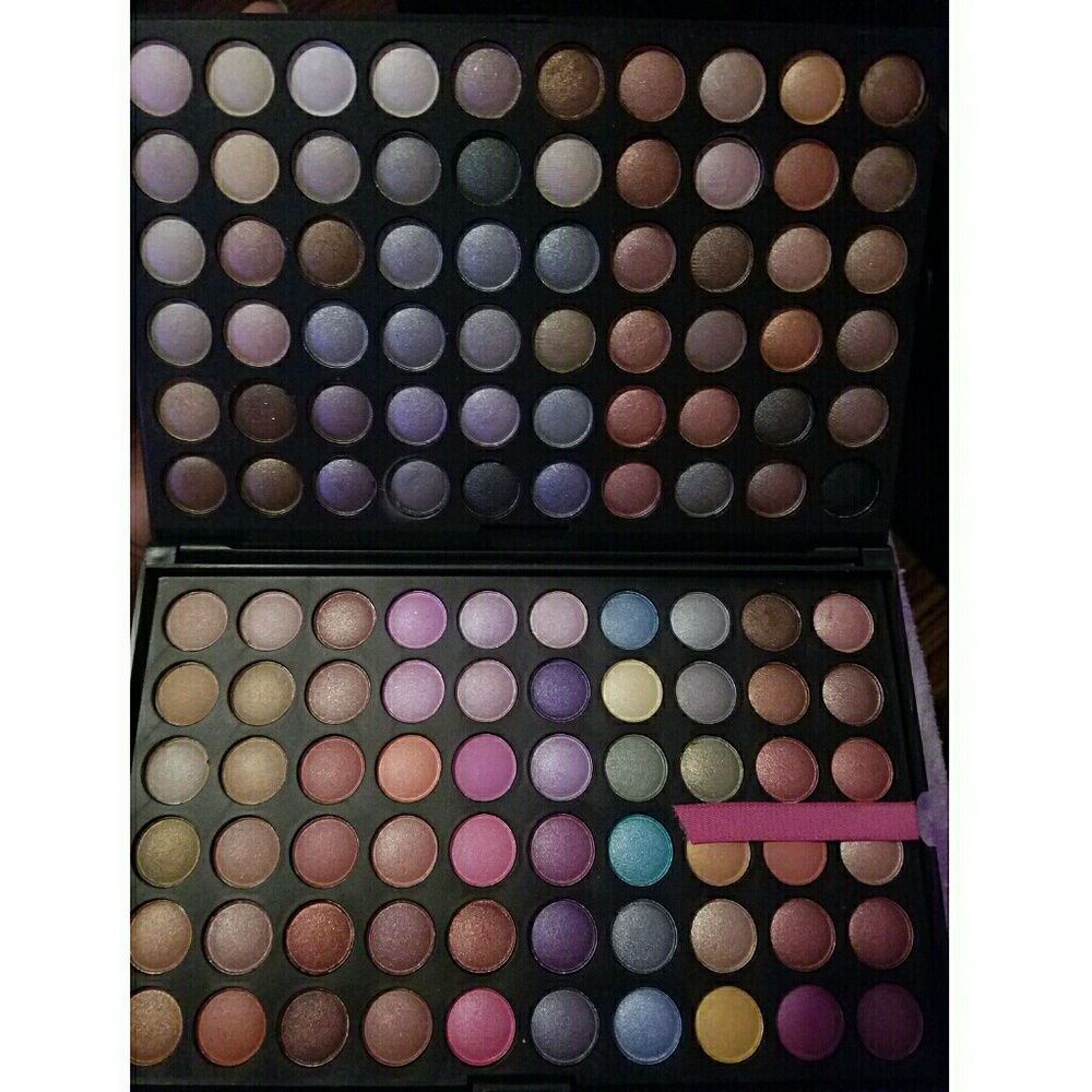 Eyeshadow Palette