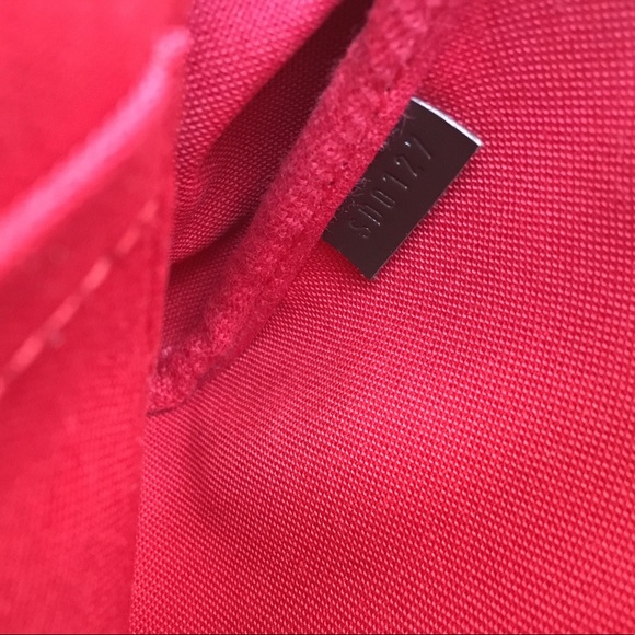 S O L D thru 🅿️🅿️ Louis Vuitton Favorite PM - Picture 7 of 8