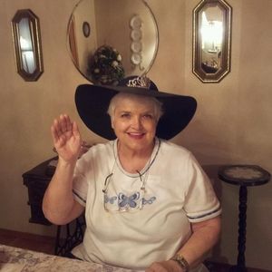 Meet your Posher, Joyce e.