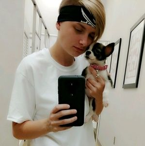 Meet your Posher, Ashley