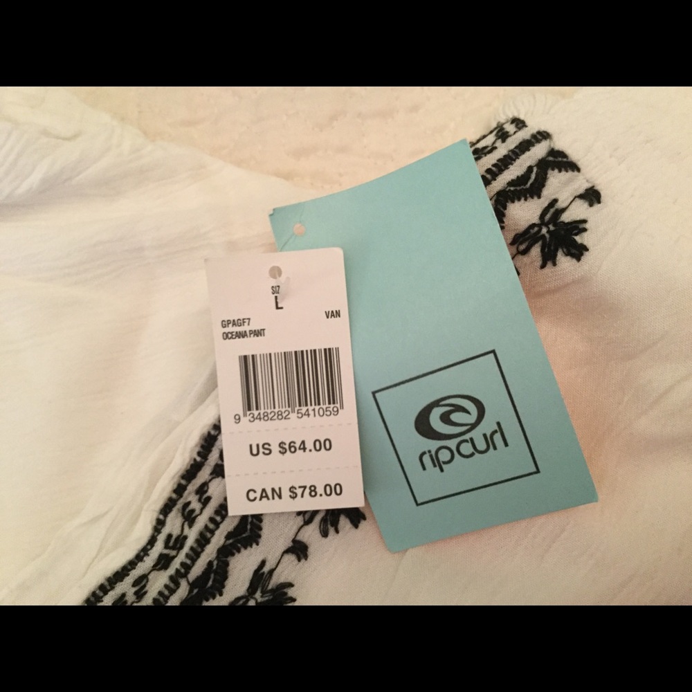 Rip Curl Tank Top and Pants 🏄‍♀️🏊‍♀️ - Picture 8 of 8