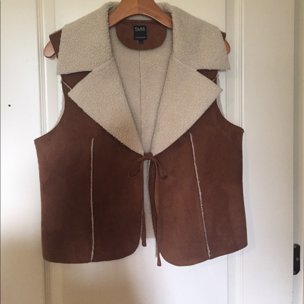 Sued vest