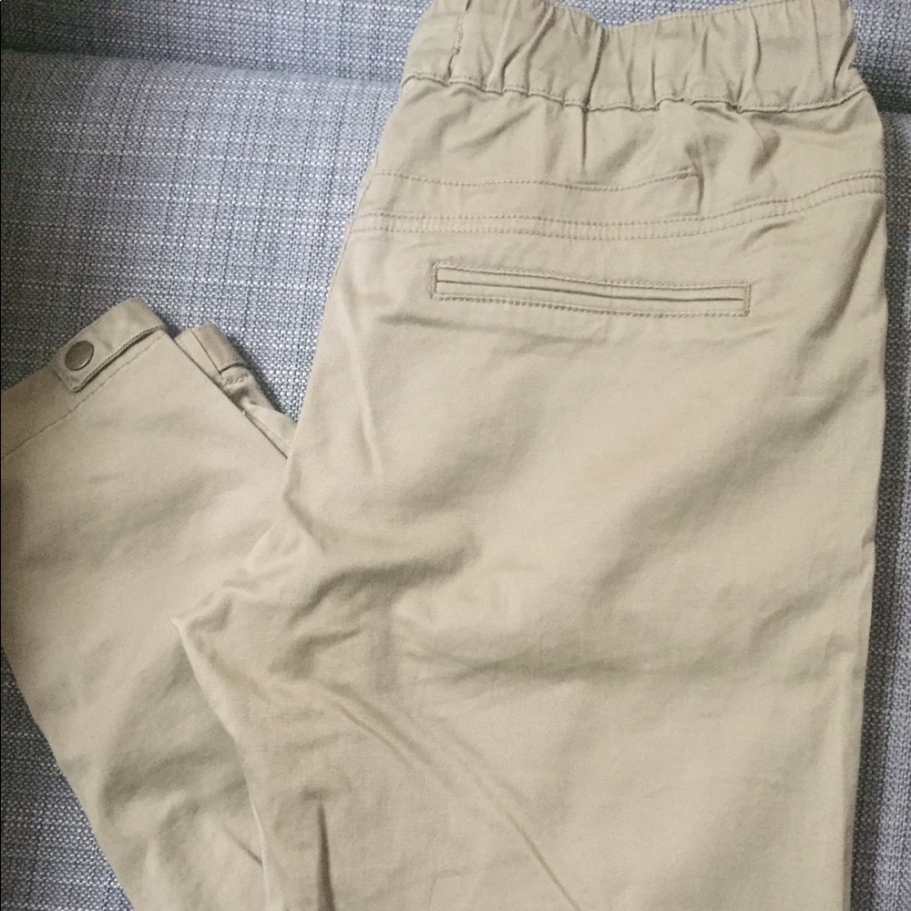 Bullhead Women's Khaki Pants