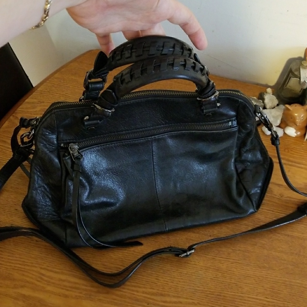 Elliott Lucca Olvera Satchel