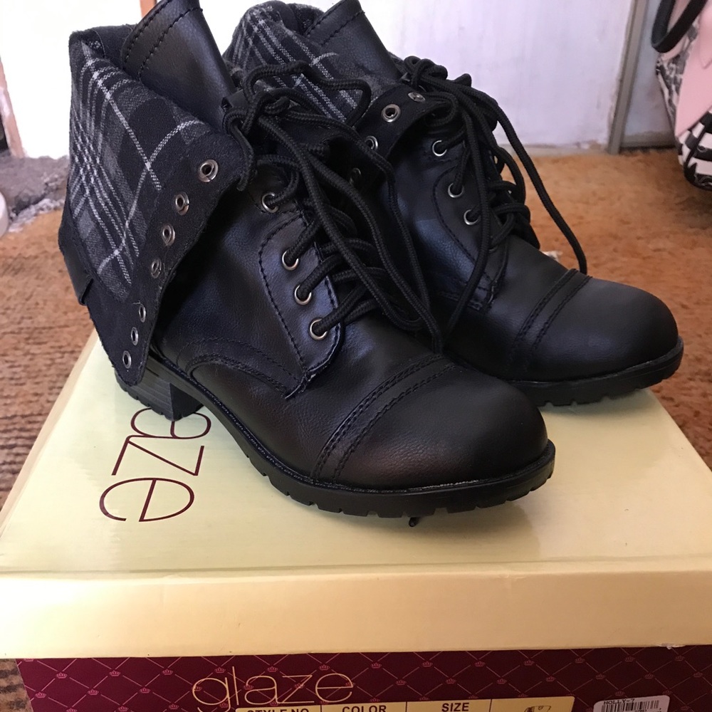 New Black Combat Boots