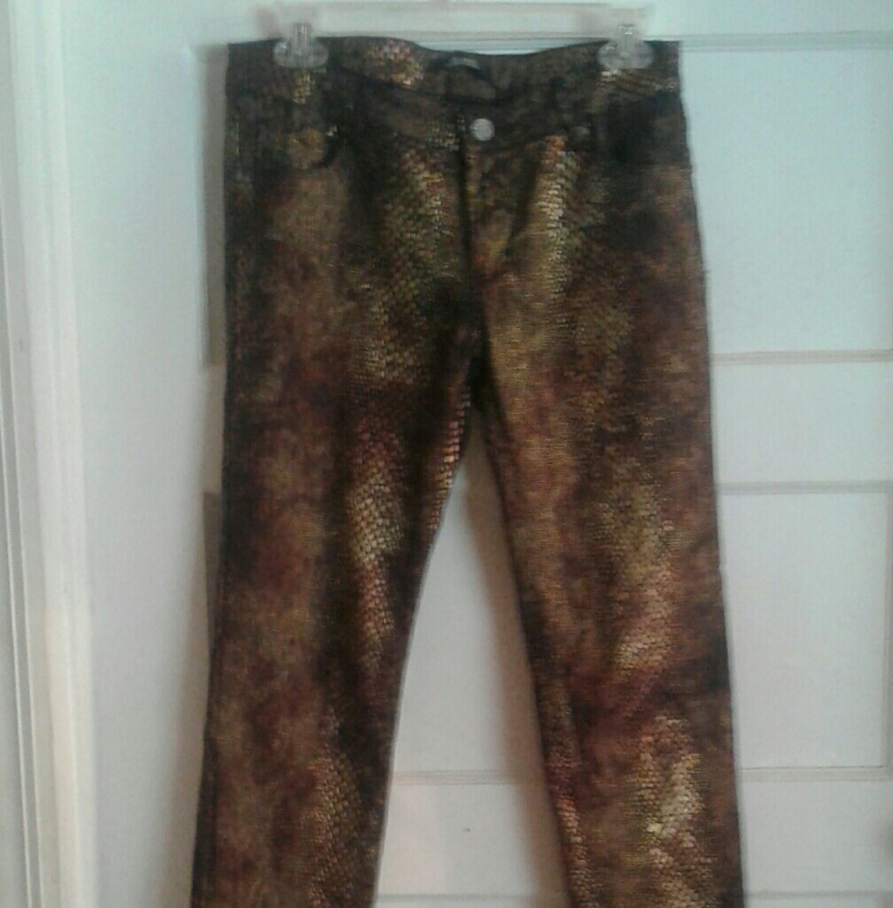 VO women's snakeskin jeans perfect condition