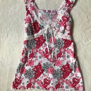 Flowered Sleeveless Top