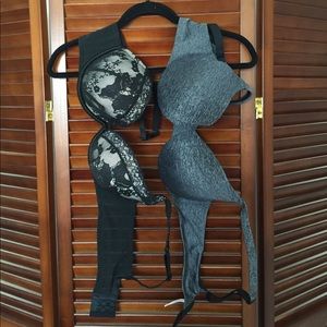 Pair of plus size black bras 42B