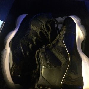 space jams 11s size 9.5