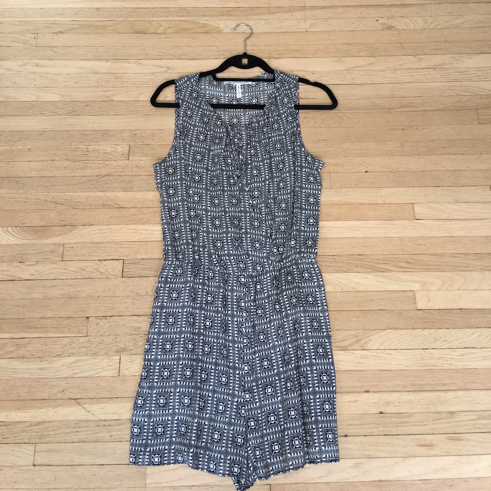 BCBG Generation black and white romper