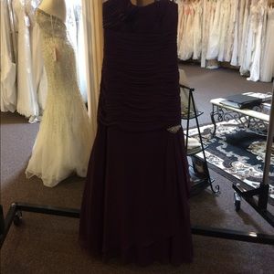 Bridesmaid dress or mother of the bride or groom