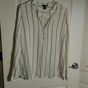 NEVER WORN Long Sleeve