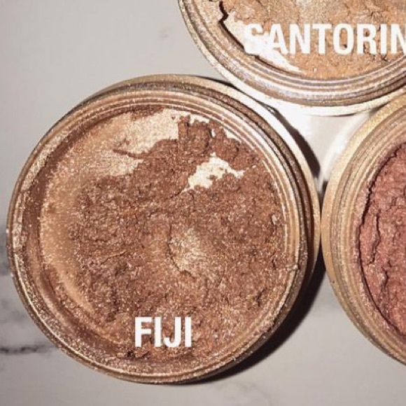 Kylie cosmetics highlighter - Picture 2 of 2