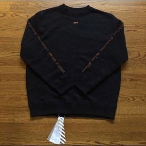 OFF WHITE X VLONE CREW NECK