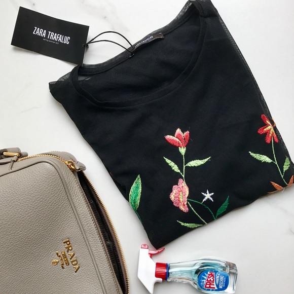 Zara Tops - Zara t shirt