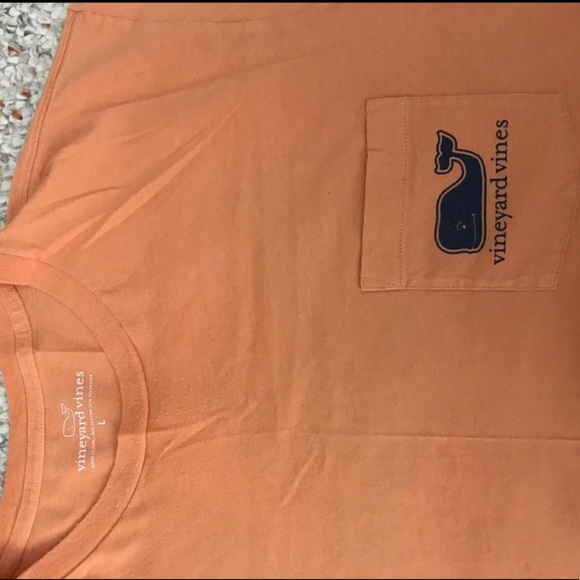 3 Vineyard Vines Short Sleeve Shirts - Picture 4 of 5