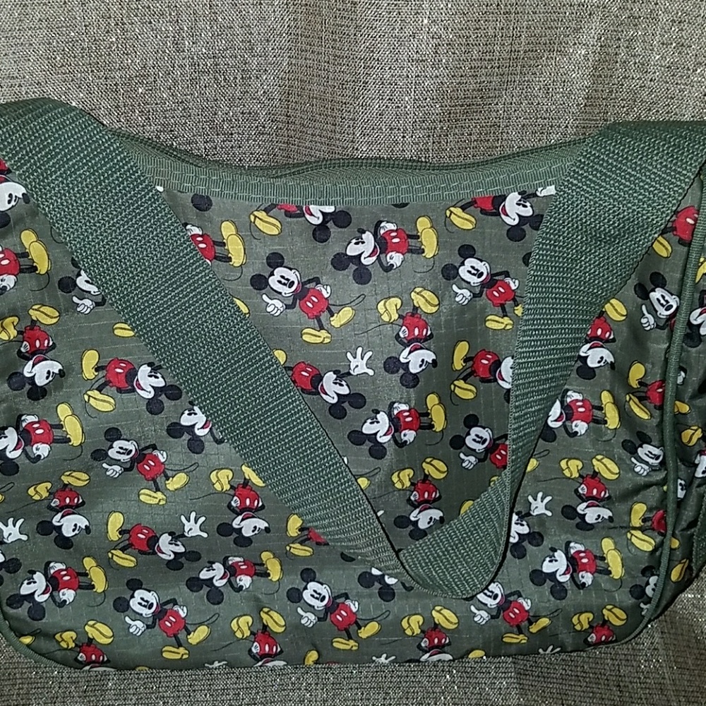 💰SOLD 💰Disney purse