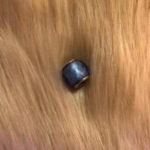 PANDORA Geometric Facets Sky-Blue Charm