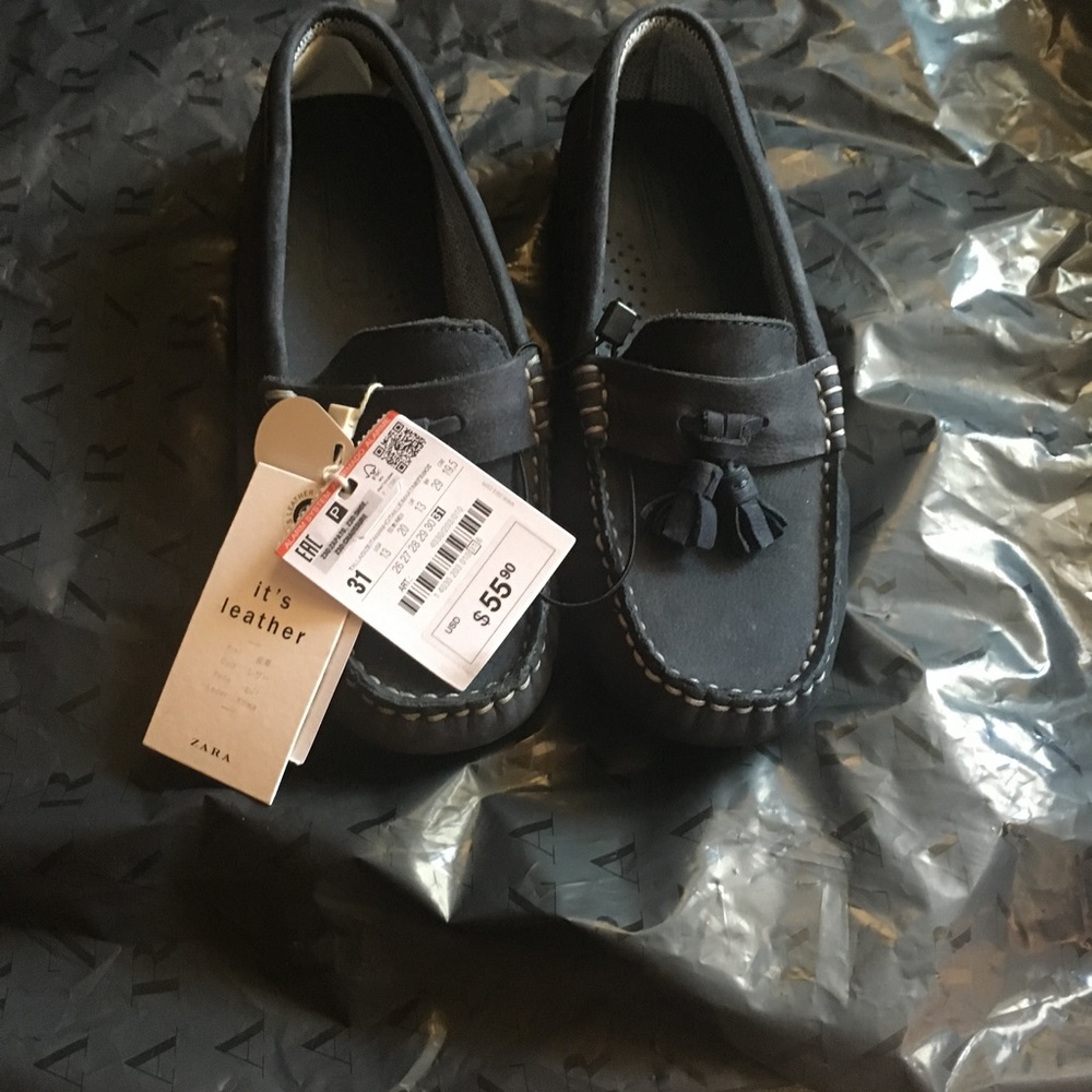 Boys Shoes size 13/31