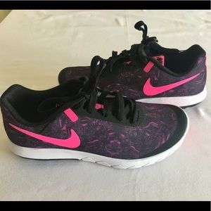 NIKE running shoes